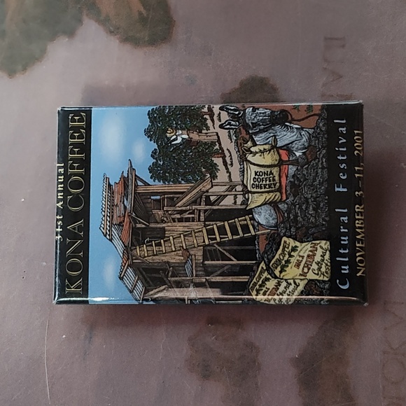 ☕ Vintage Kona coffee festival pins☕ - Picture 7 of 12